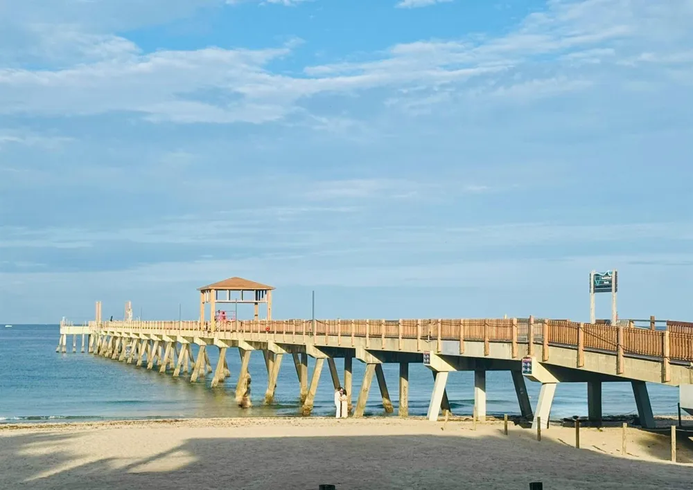 1239 Hillsboro Mile #403 Hillsboro Beach, FL 33062