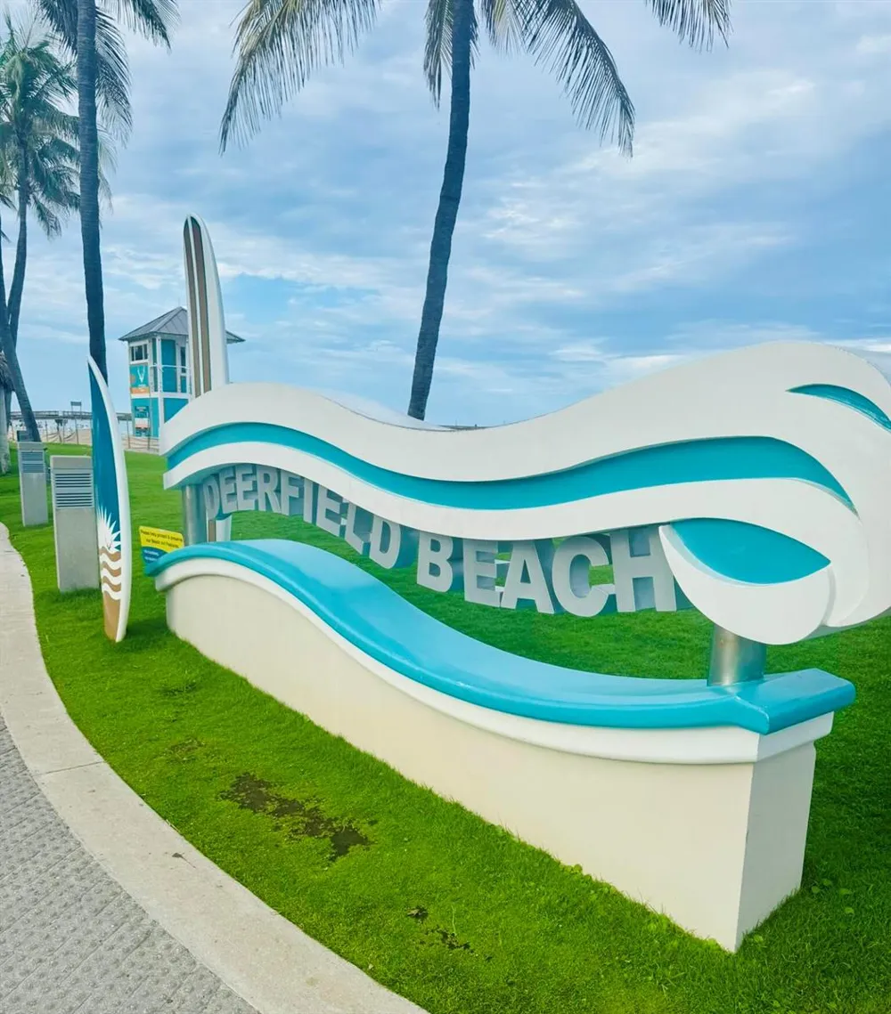 1239 Hillsboro Mile #403 Hillsboro Beach, FL 33062