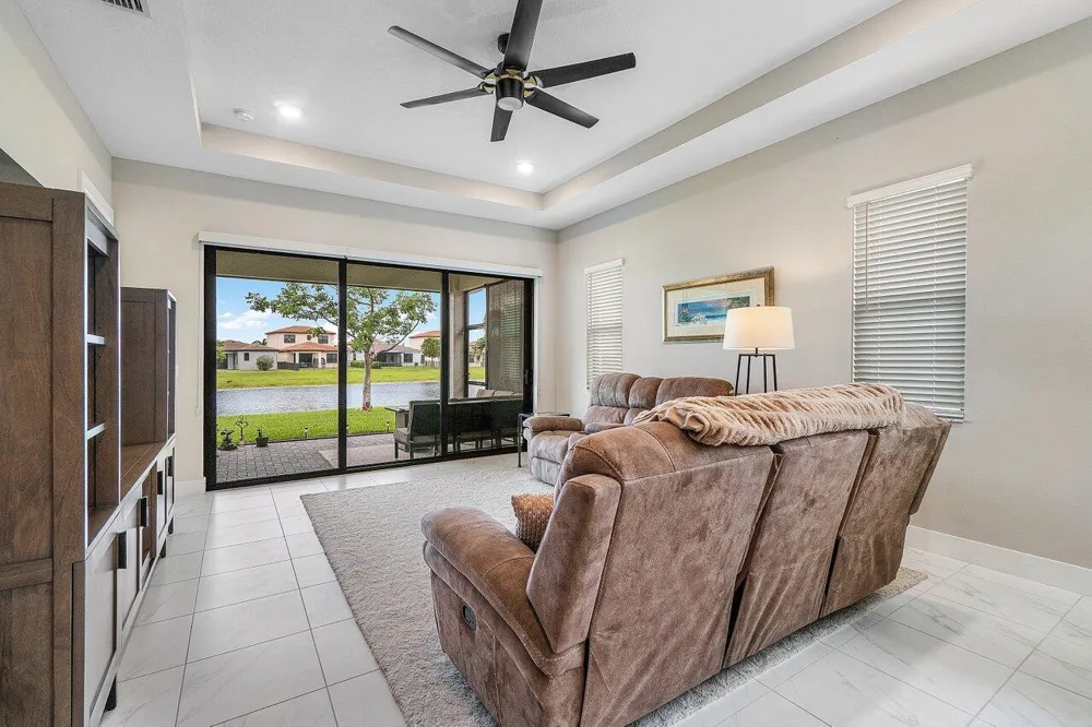 16070 Key Biscayne Lane Westlake, FL 33470