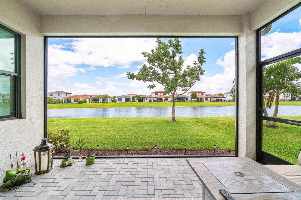 16070 Key Biscayne Lane Westlake, FL 33470