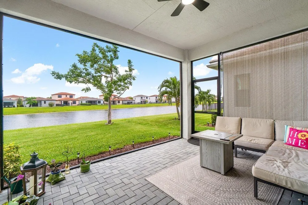 16070 Key Biscayne Lane Westlake, FL 33470
