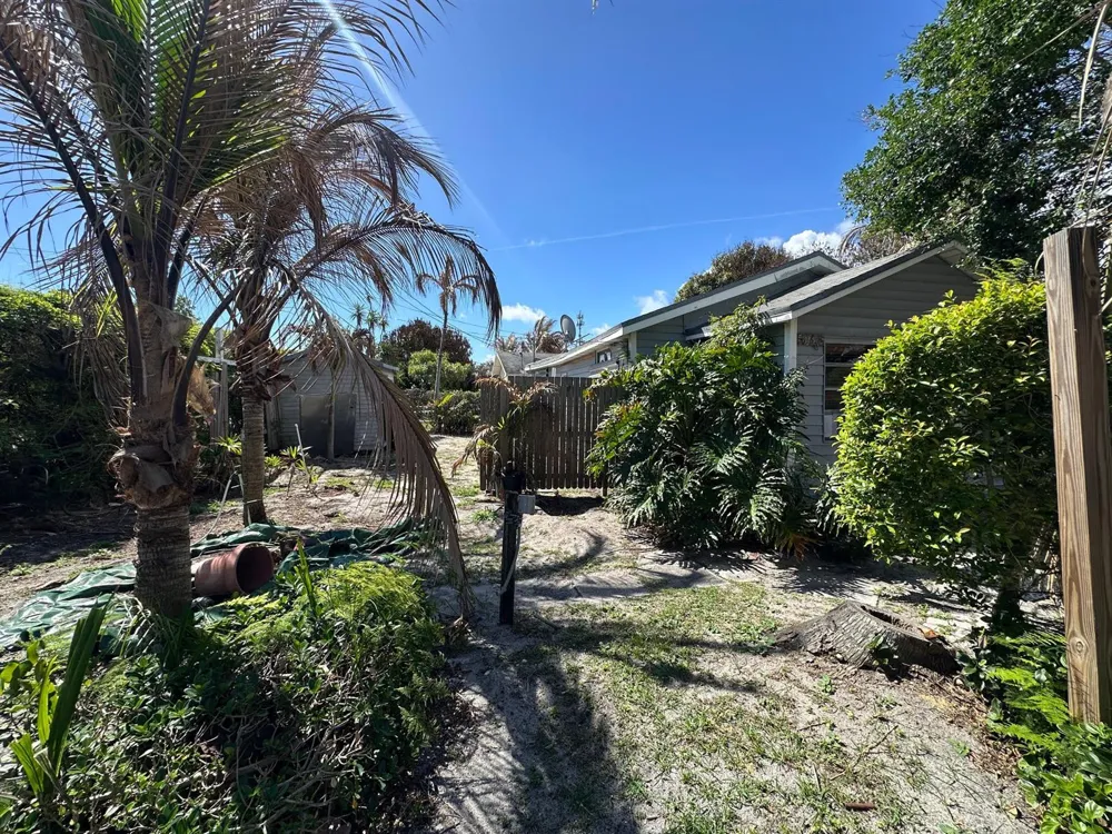 8160 SE Washington Avenue Hobe Sound, FL 33455