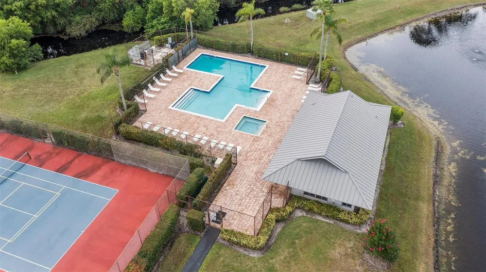 6809 SE Yorktown Drive Hobe Sound, FL 33455