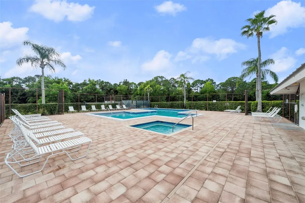 6809 SE Yorktown Drive Hobe Sound, FL 33455
