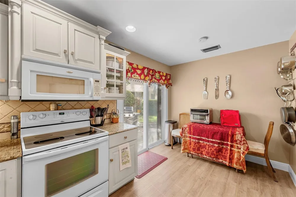 6809 SE Yorktown Drive Hobe Sound, FL 33455