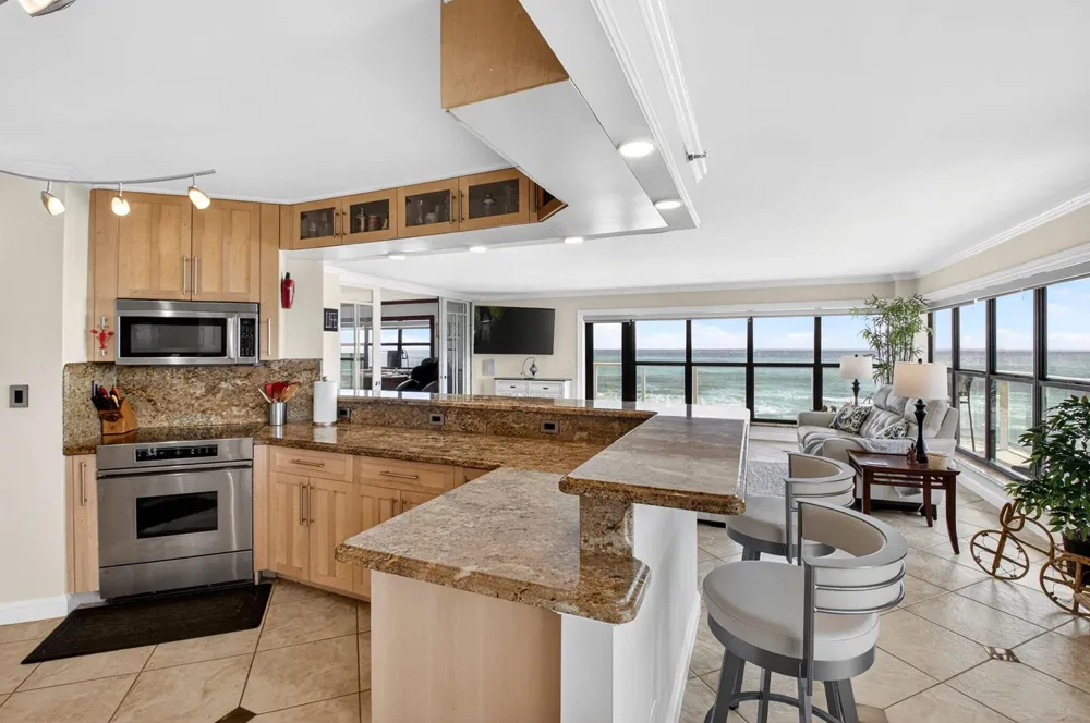 4605 S Ocean Boulevard #5a Highland Beach, FL 33487