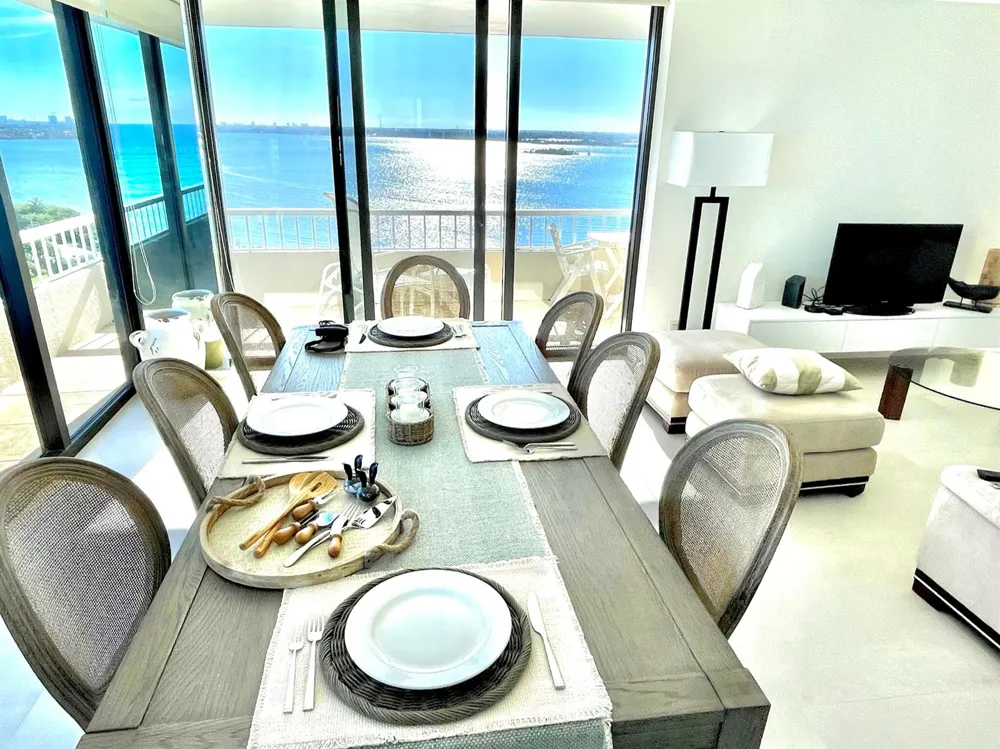 5540 Ocean Drive #14b Singer Island, FL 33404