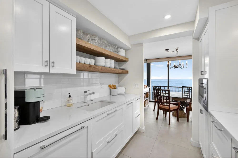 5540 Ocean Drive #14b Singer Island, FL 33404