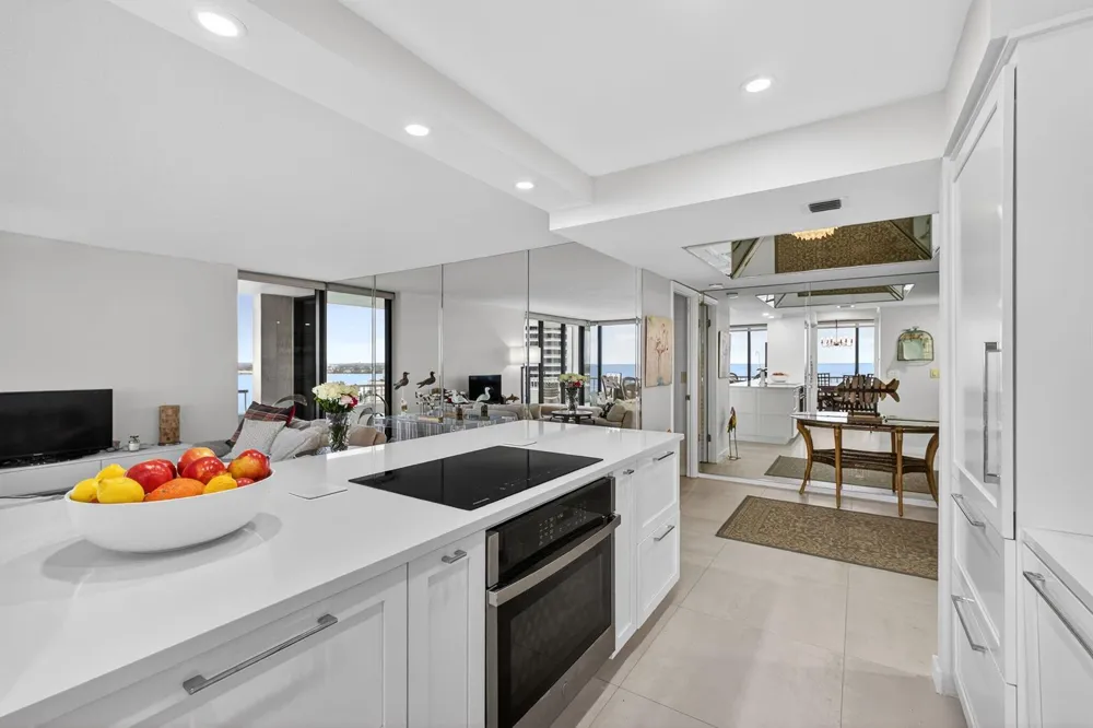 5540 Ocean Drive #14b Singer Island, FL 33404