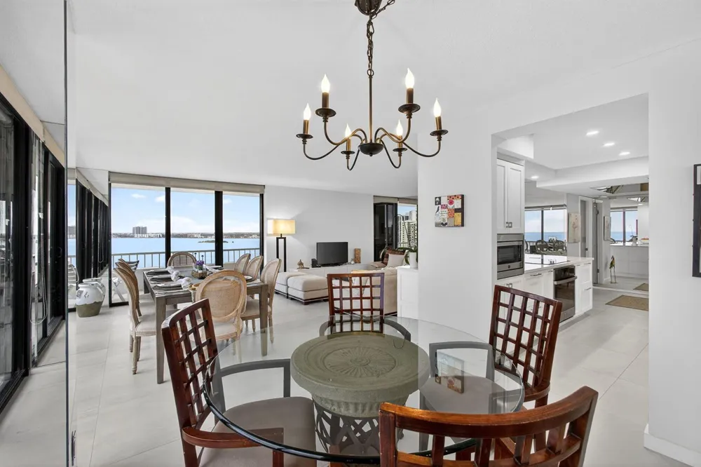 5540 Ocean Drive #14b Singer Island, FL 33404