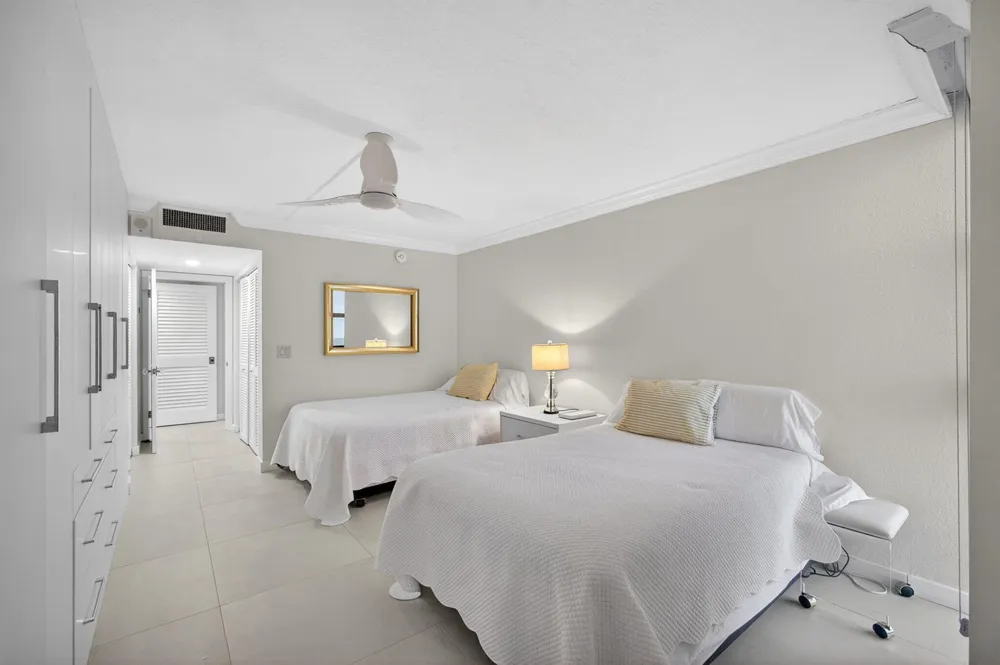 5540 Ocean Drive #14b Singer Island, FL 33404