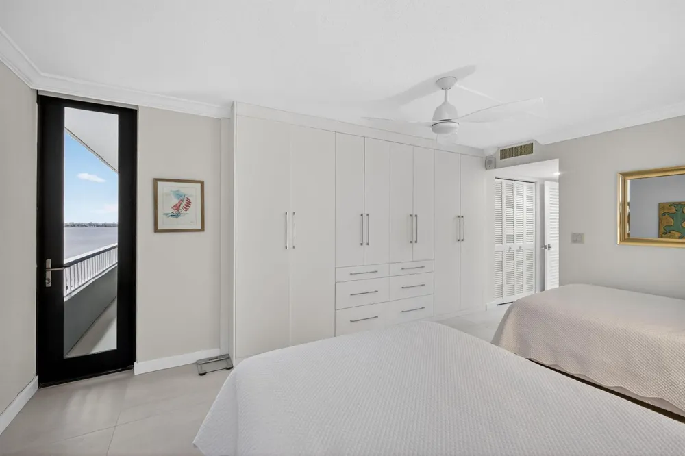 5540 Ocean Drive #14b Singer Island, FL 33404