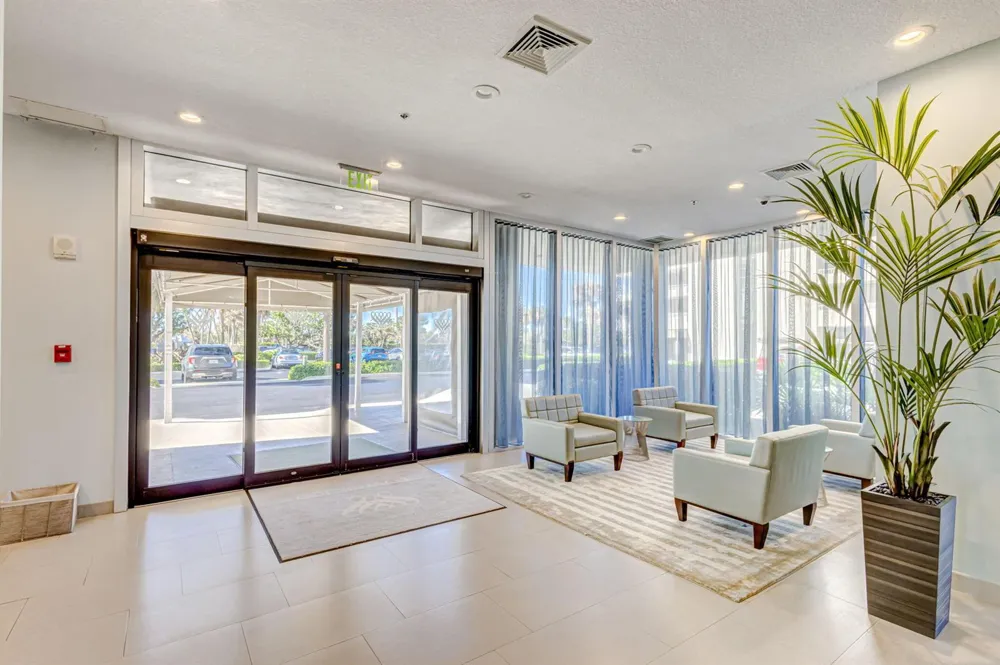 5540 Ocean Drive #14b Singer Island, FL 33404
