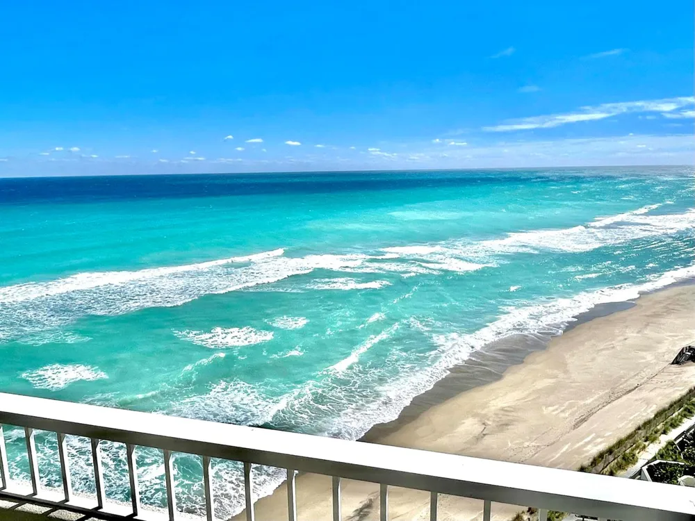 5540 Ocean Drive #14b Singer Island, FL 33404