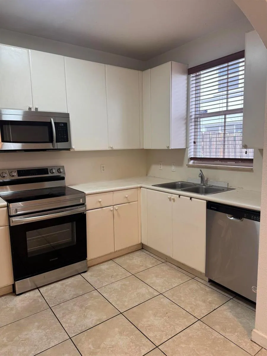 15746 SW 41st Street Miramar, FL 33027