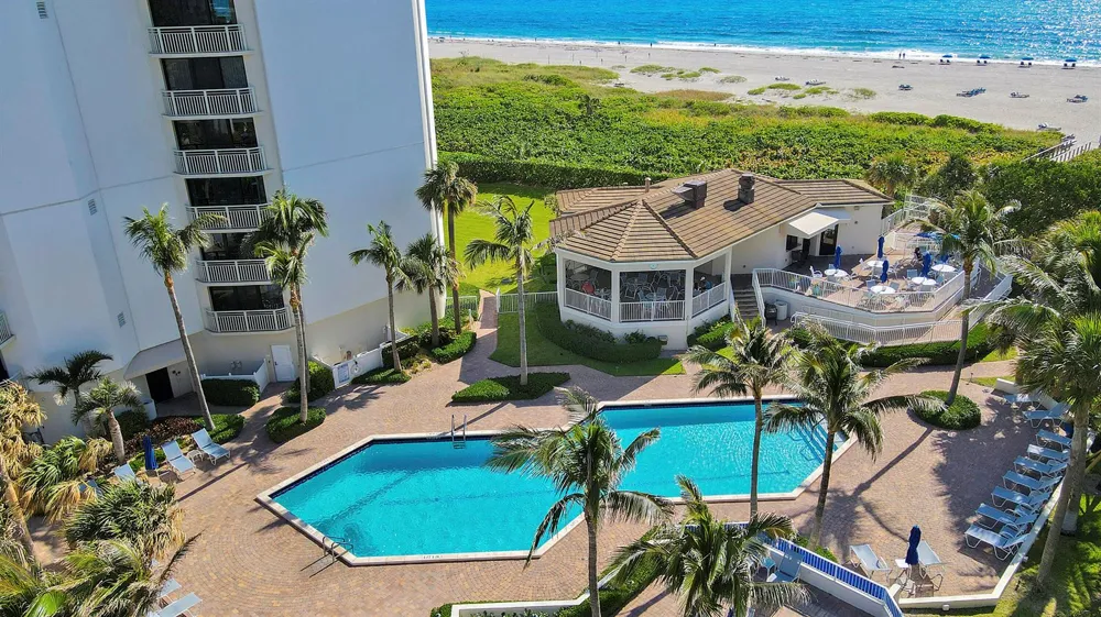 3000 Ocean Drive #23d Singer Island, FL 33404