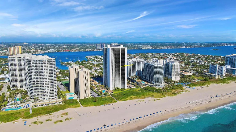 3000 Ocean Drive #23d Singer Island, FL 33404