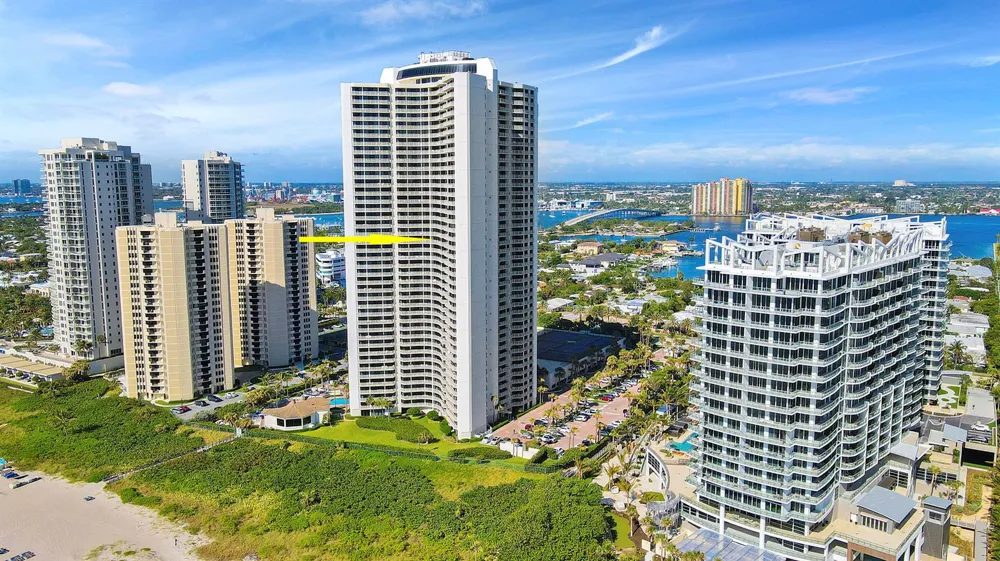 3000 Ocean Drive #23d Singer Island, FL 33404