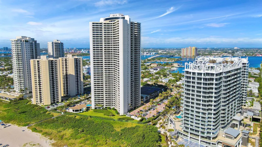 3000 Ocean Drive #23d Singer Island, FL 33404