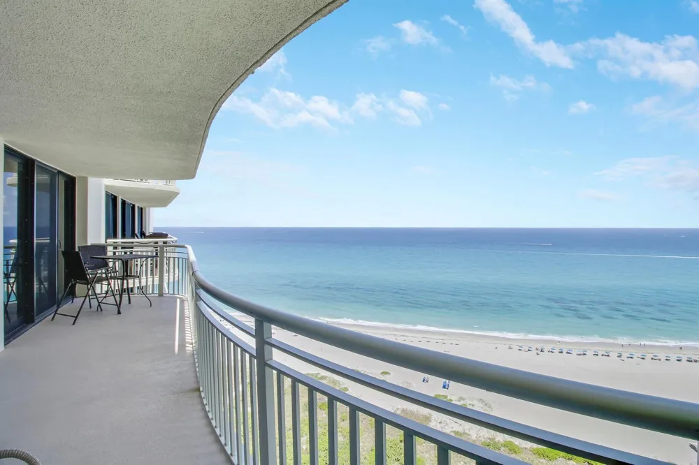 3000 Ocean Drive #23d Singer Island, FL 33404
