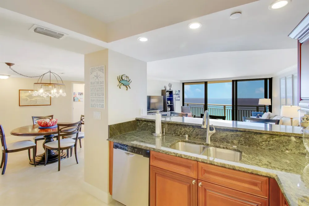 3000 Ocean Drive #23d Singer Island, FL 33404