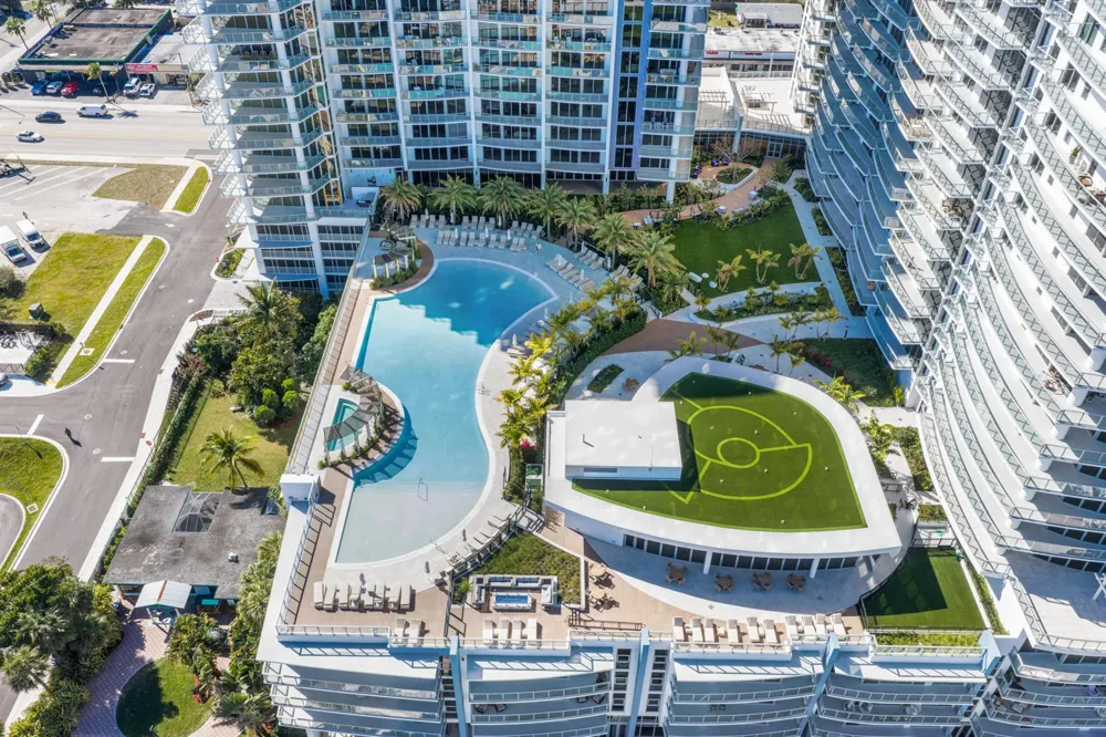 220 Lake Shore Drive #1125 Lake Park, FL 33403