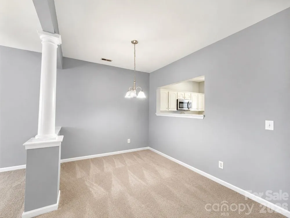 9815 Treeside Lane Matthews, NC 28105