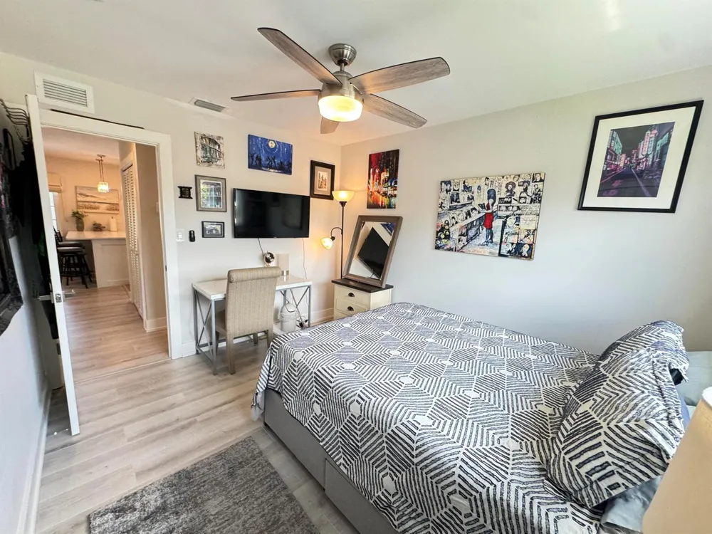 5505 Ocean Boulevard #2-204 Ocean Ridge, FL 33435