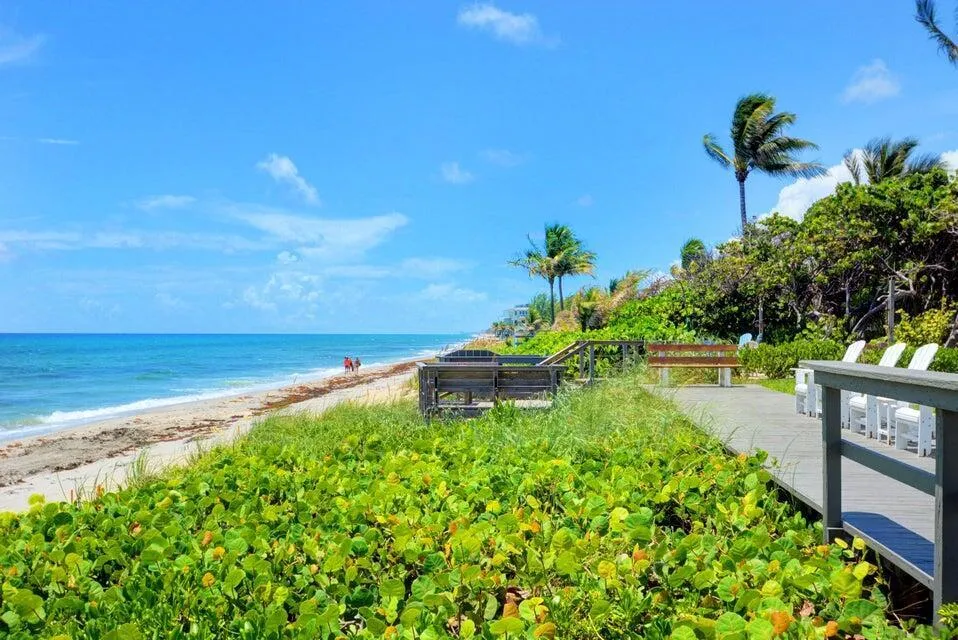 5505 Ocean Boulevard #2-204 Ocean Ridge, FL 33435