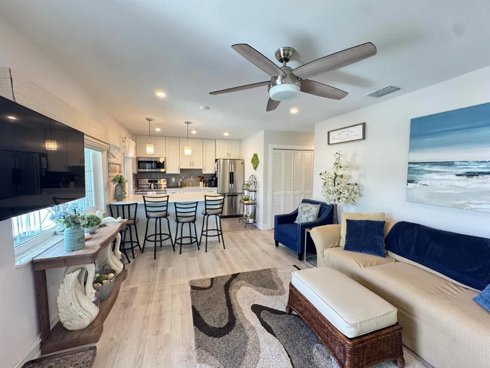 5505 Ocean Boulevard #2-204 Ocean Ridge, FL 33435