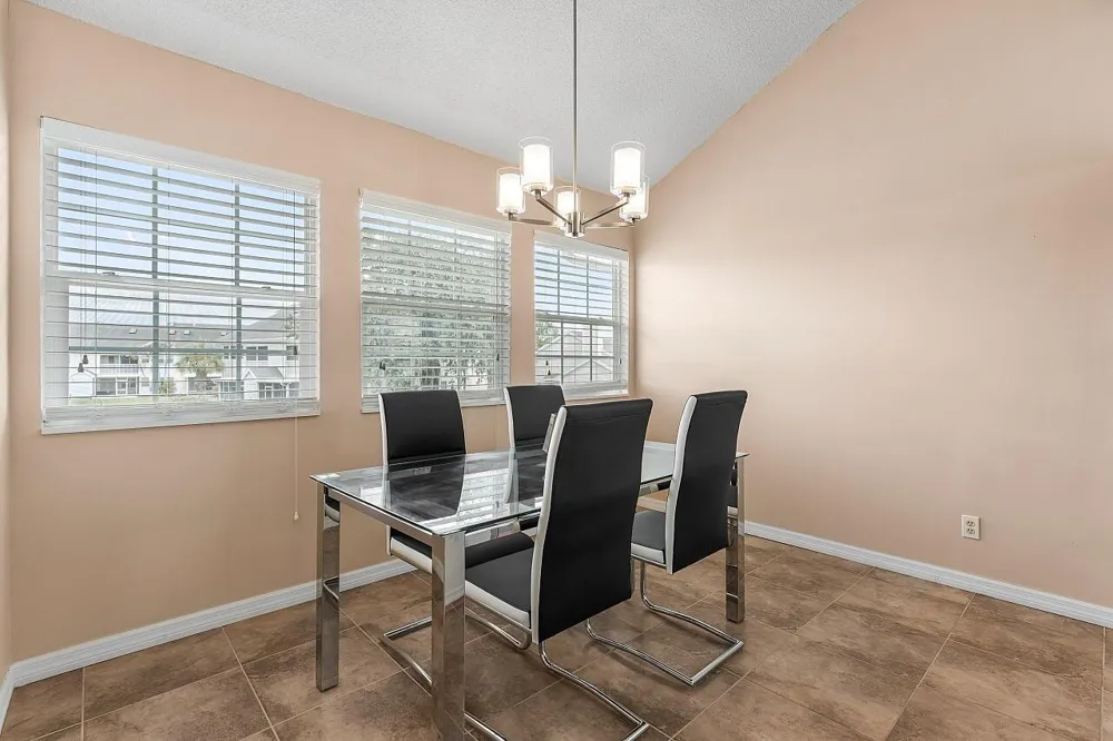 1965 Westminster Circle #6 Vero Beach, FL 32966