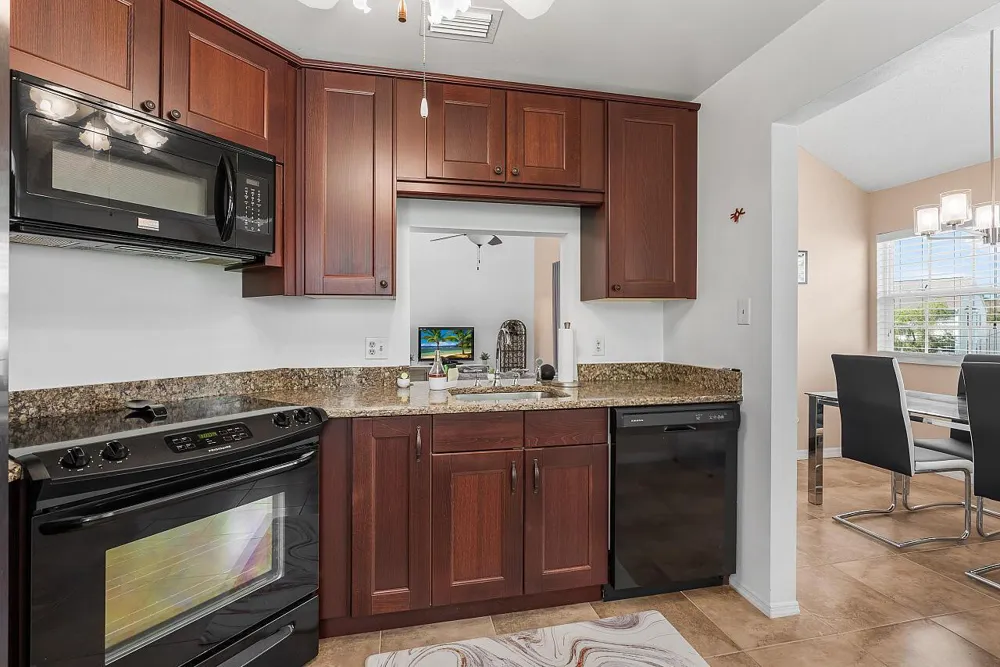 1965 Westminster Circle #6 Vero Beach, FL 32966