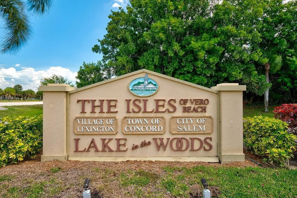 1965 Westminster Circle #6 Vero Beach, FL 32966
