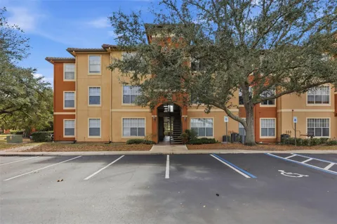 5518 Metrowest Boulevard #11-104