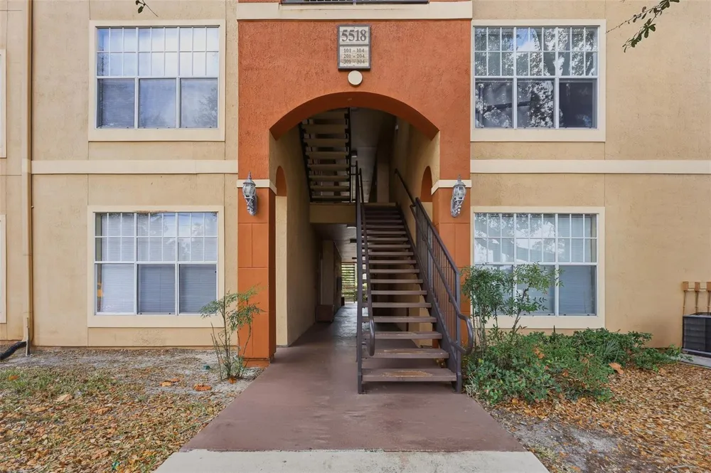 5518 Metrowest Boulevard #11-104 Orlando, FL 32811