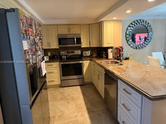 101 SE 3rd Ave #506 Dania Beach, FL 33004