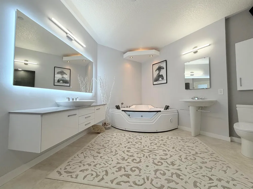 3880 Highway A1a #104 Hutchinson Island, FL 34949