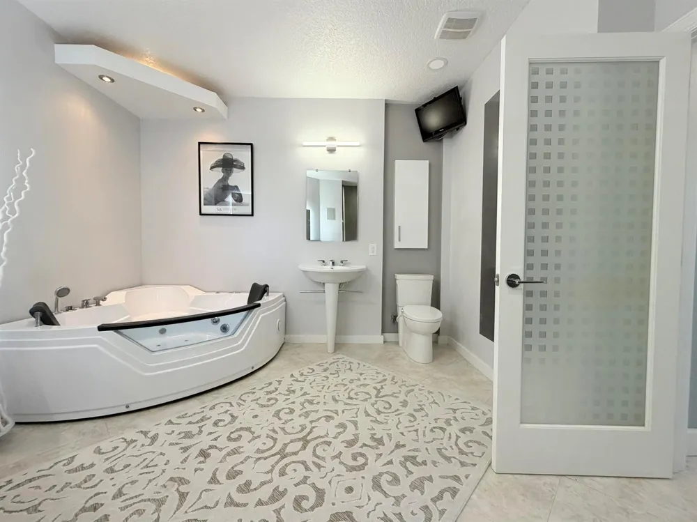 3880 Highway A1a #104 Hutchinson Island, FL 34949