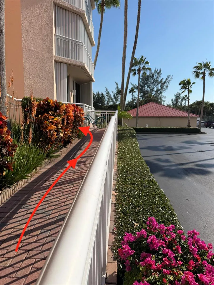 3880 Highway A1a #104 Hutchinson Island, FL 34949