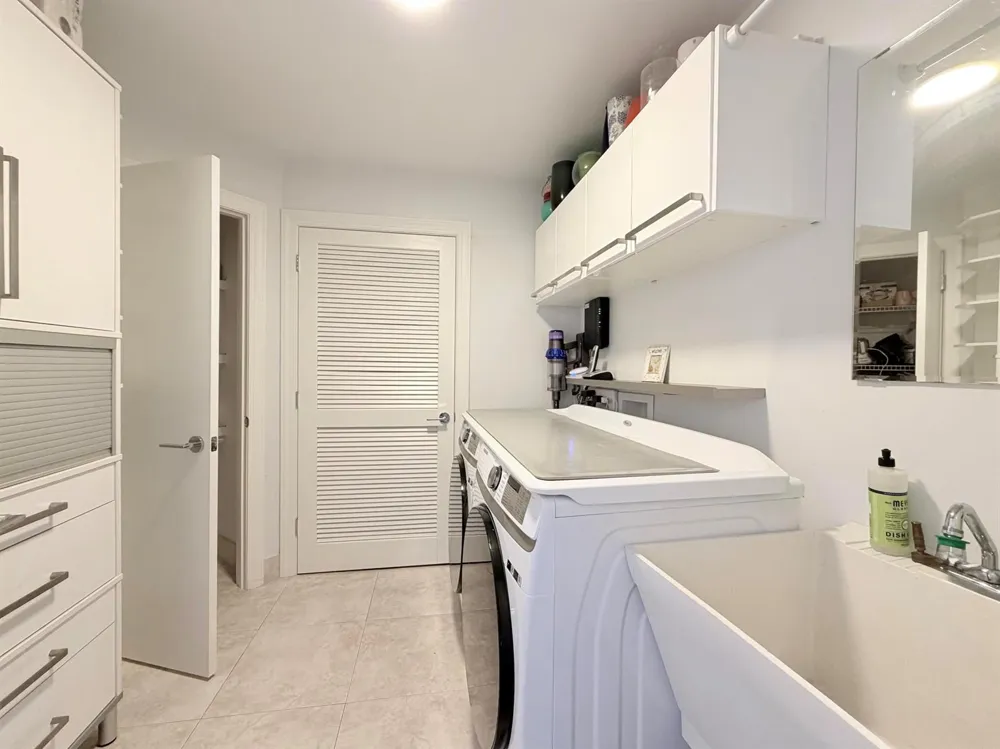 3880 Highway A1a #104 Hutchinson Island, FL 34949