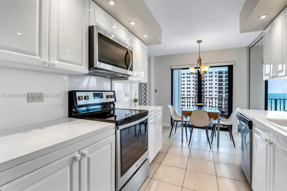 1201 S Ocean Dr #2003N Hollywood, FL 33019