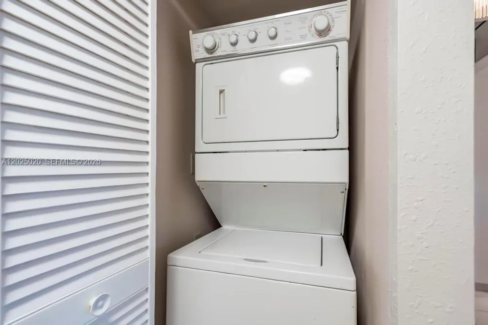 1201 S Ocean Dr #2003N Hollywood, FL 33019