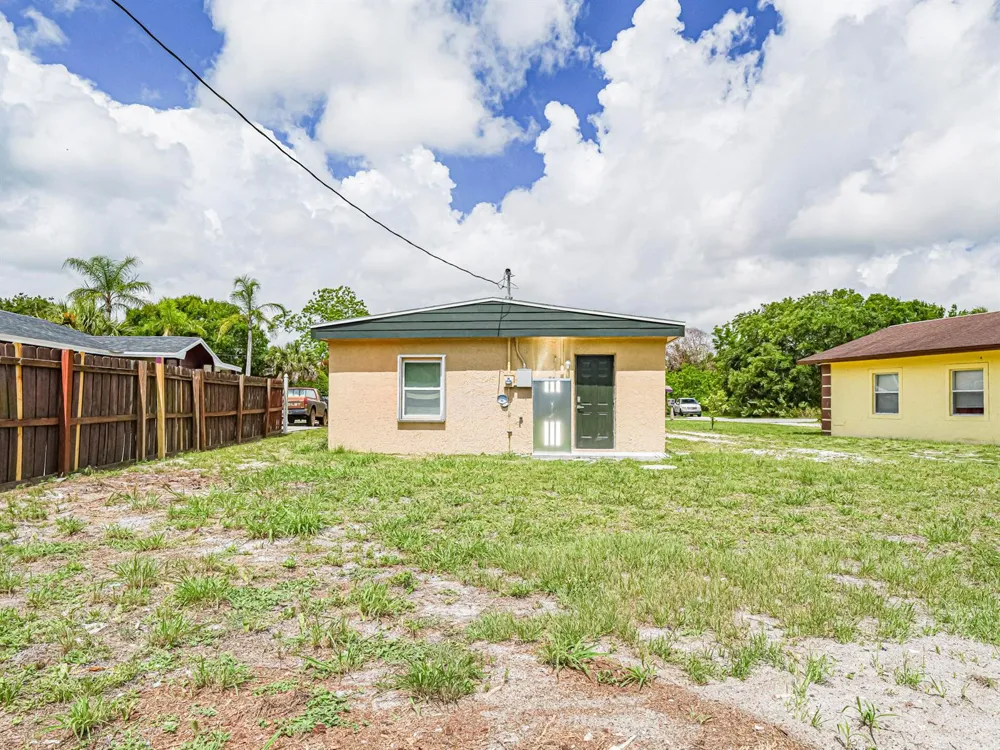4716 29th Avenue Vero Beach, FL 32967