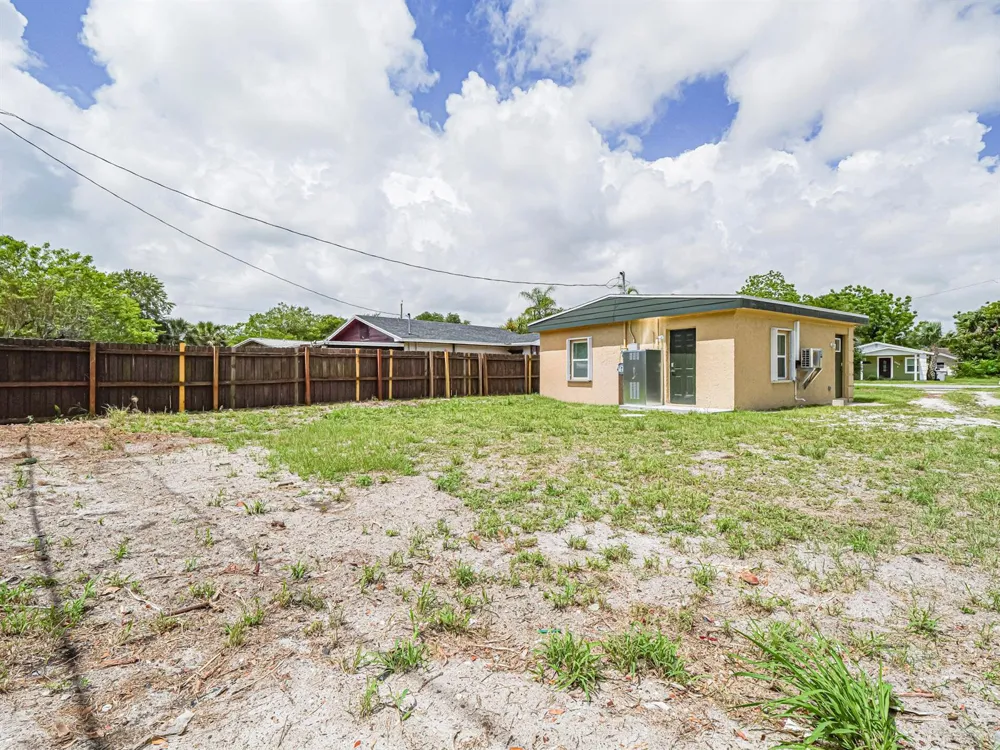 4716 29th Avenue Vero Beach, FL 32967