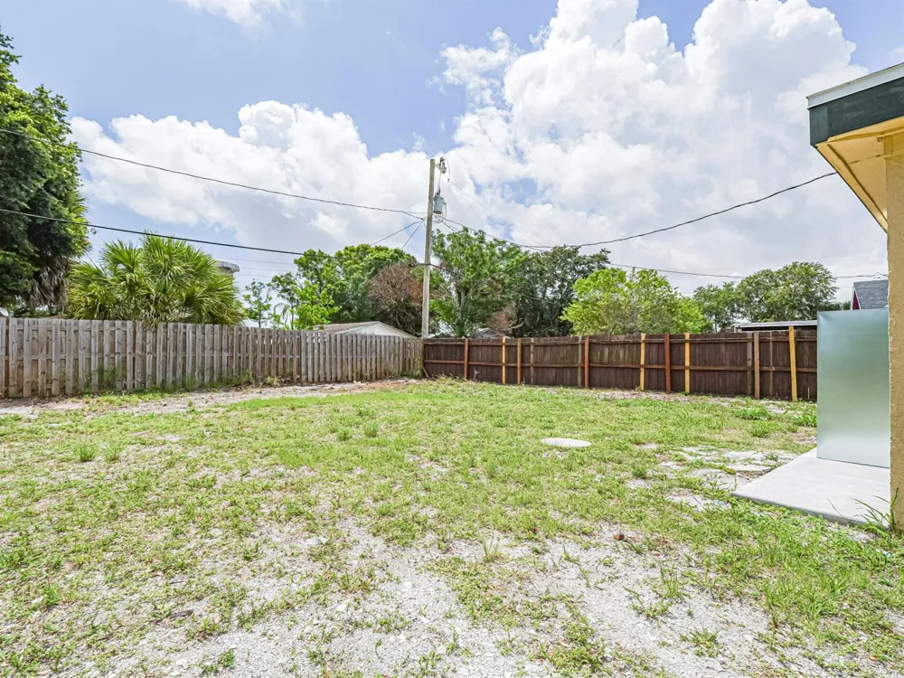 4716 29th Avenue Vero Beach, FL 32967