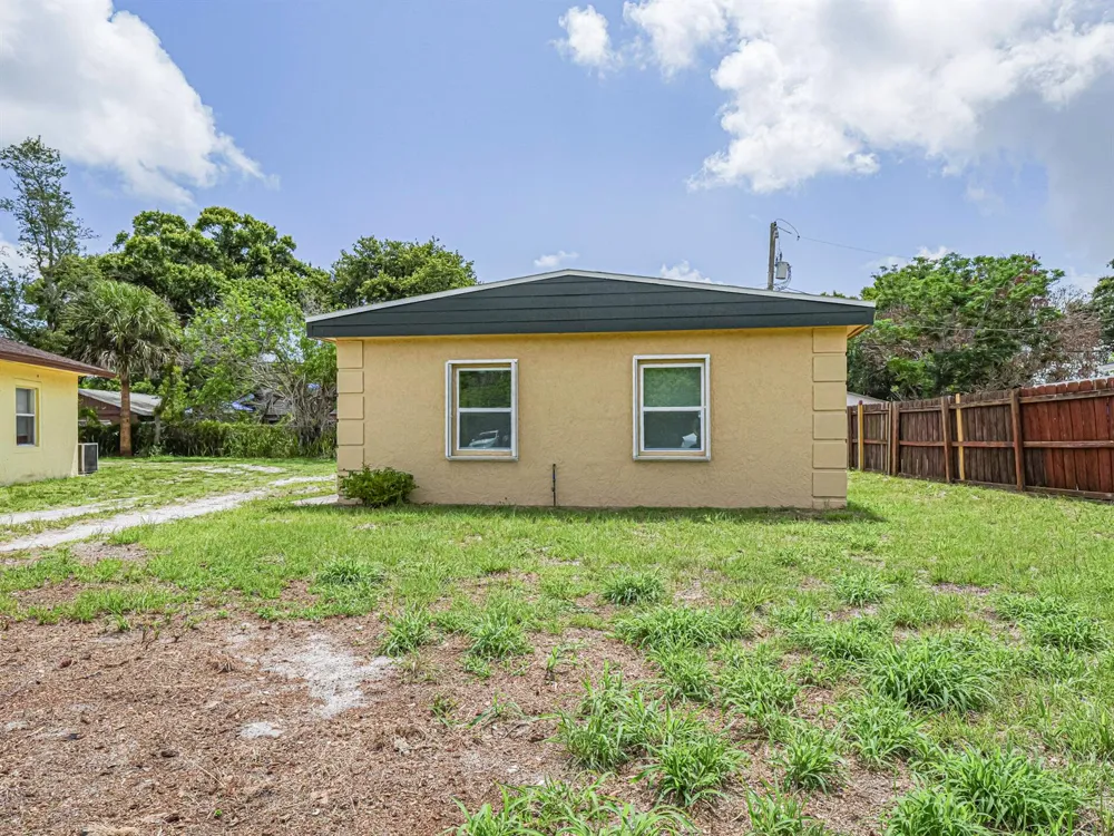 4716 29th Avenue Vero Beach, FL 32967