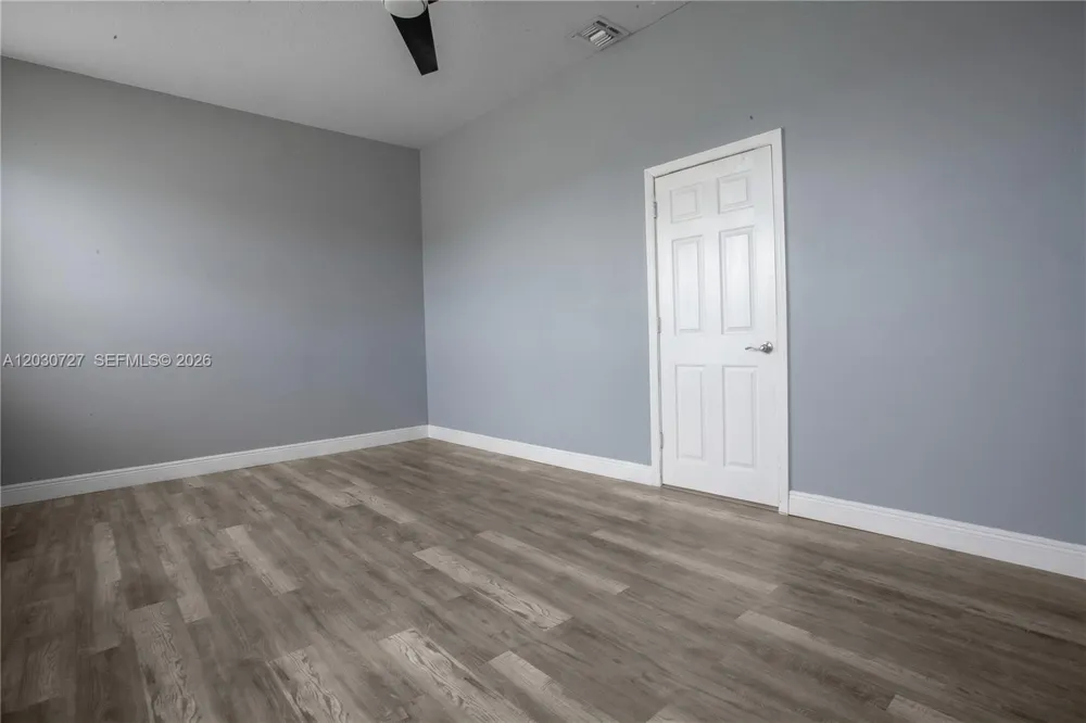 19548 S Whitewater Ave Weston, FL 33332