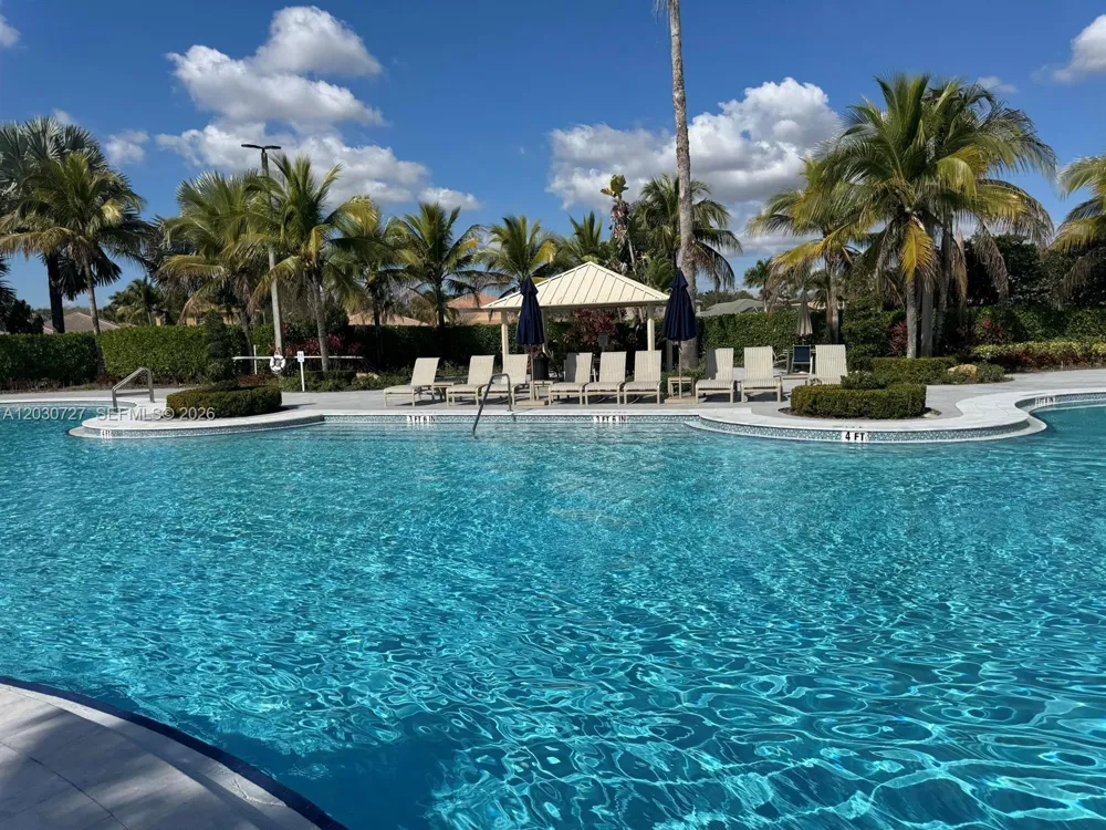 19548 S Whitewater Ave Weston, FL 33332