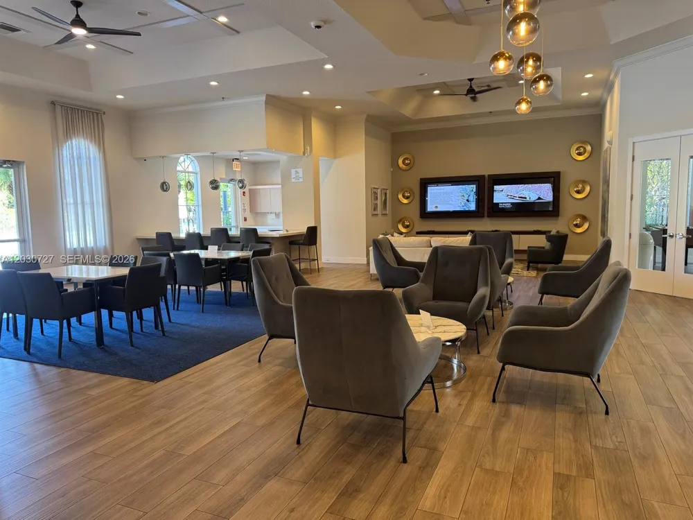 19548 S Whitewater Ave Weston, FL 33332