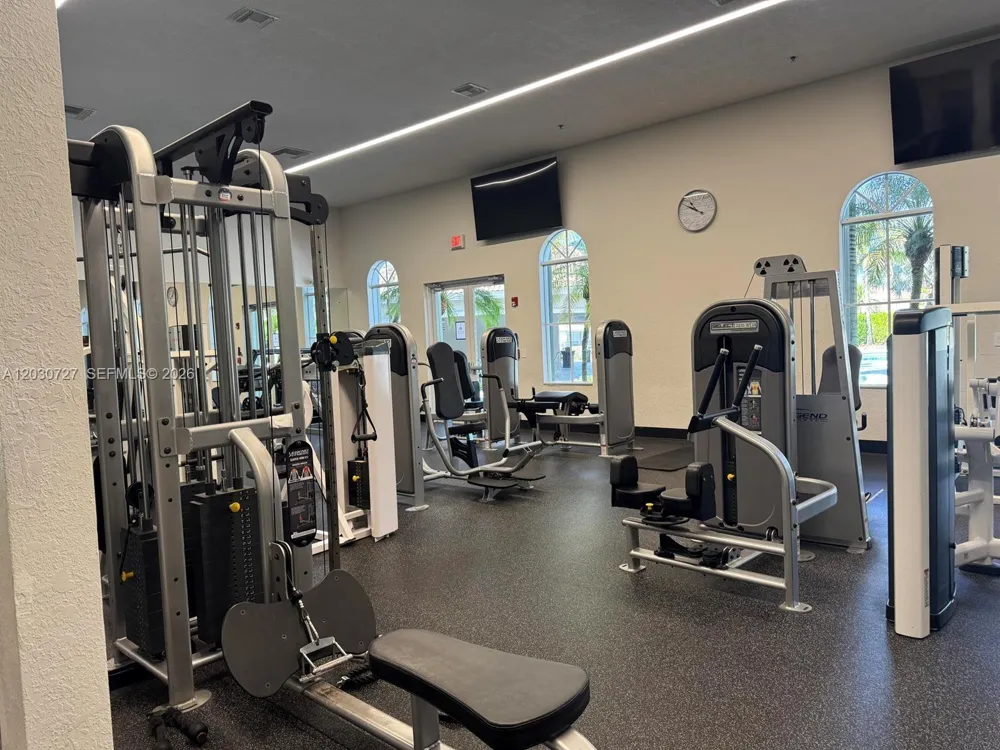 19548 S Whitewater Ave Weston, FL 33332